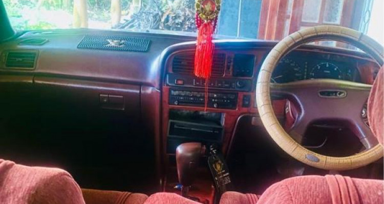 TOYOTA MARK II 1990