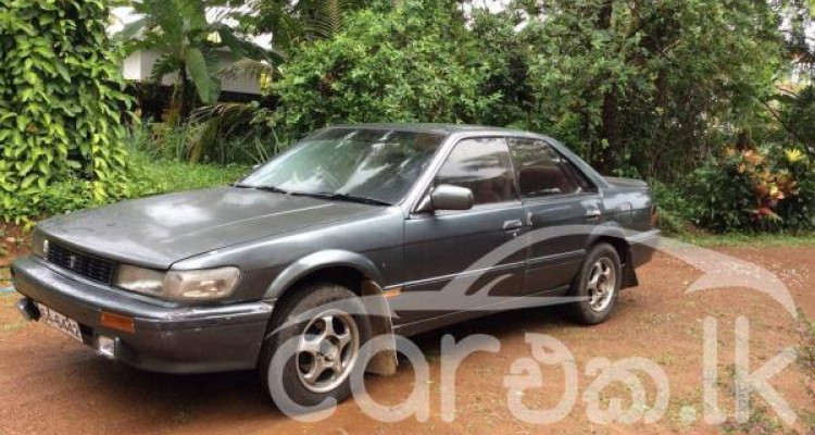 NISSAN BLUEBIRD SU12 1991