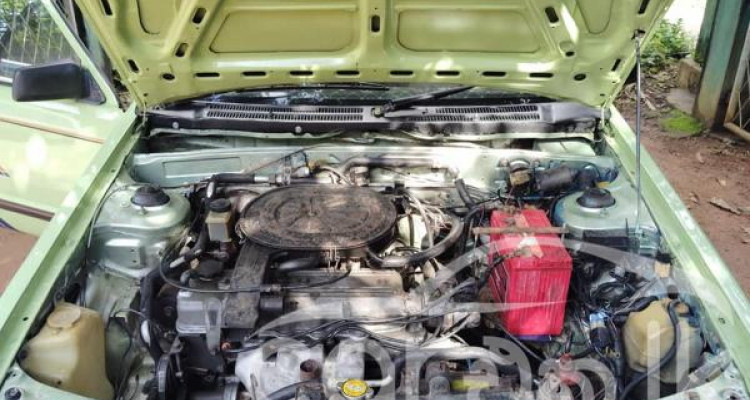 MAZDA FAMILIA 1986