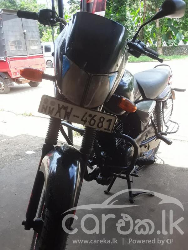 BAJAJ PLATINA 2012