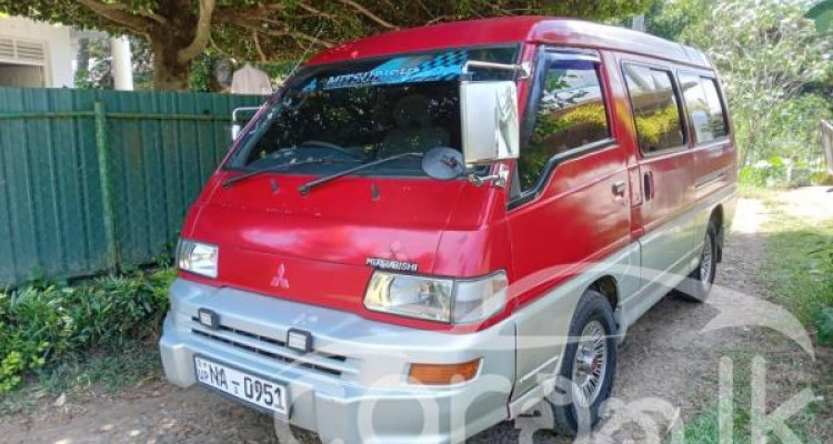 MITSUBISHI DELICA PO15 2005
