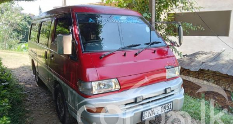 MITSUBISHI DELICA PO15 2005