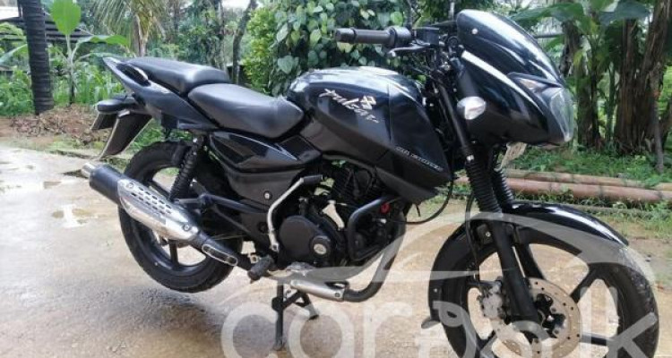 2010 model pulsar 150 top