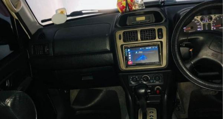 MITSUBISHI PAJERO 2000