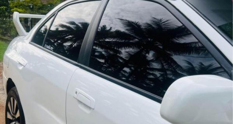 MITSUBISHI LANCER CK1 1999