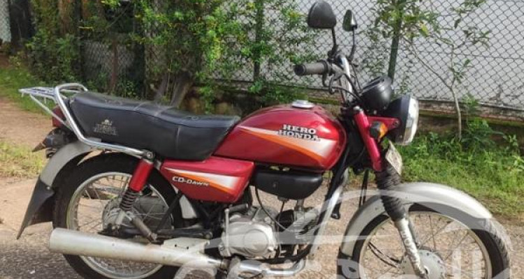 HERO HONDA CD DAWN 2003