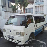 MAZDA BROWNY 1990