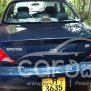 KIA SPECTRA 2000