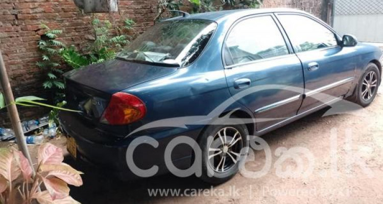 KIA SPECTRA 2000