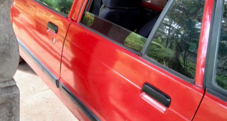 SUZUKI MARUTI 800 2005