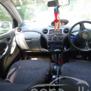 TOYOTA VITZ 2002