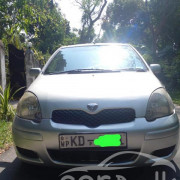 TOYOTA VITZ 2002