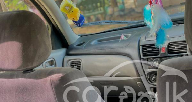 NISSAN SUNNY 2000