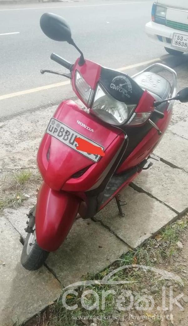 HONDA ACTIVA 2012