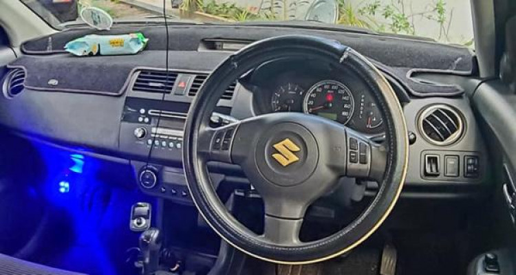 SUZUKI SWIFT 2008