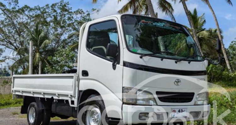 TOYOTA TOYOACE 1988