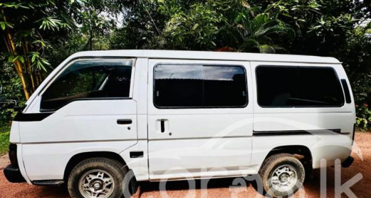 NISSAN CARAVAN E24 1994