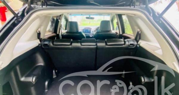 HONDA FIT SHUTTLE 2011