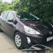 TOYOTA AQUA 2015