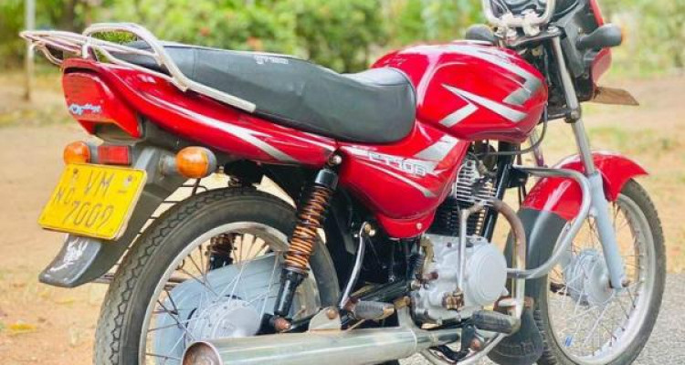 BAJAJ CT100 2010