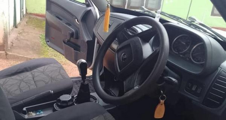 TATA XENON 2015