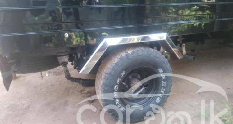 MAHINDRA BOLERO 2018