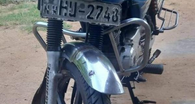 BAJAJ BOXER 2004