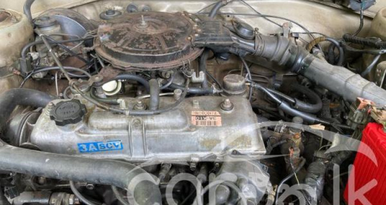 TOYOTA COROLLA AE81 1987