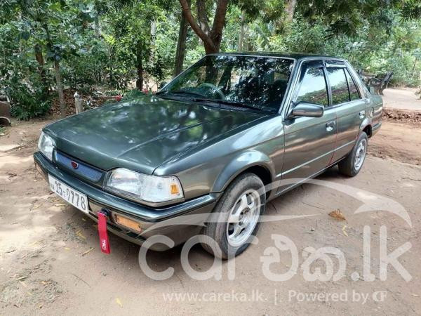 MAZDA FAMILIA 1988