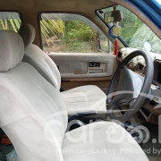 TOYOTA HILUX 1987