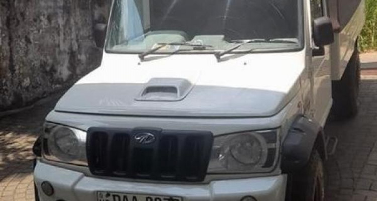 MAHINDRA BOLERO 2015