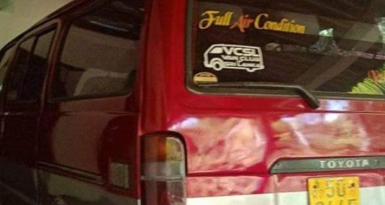 TOYOTA HIACE LH112 1982