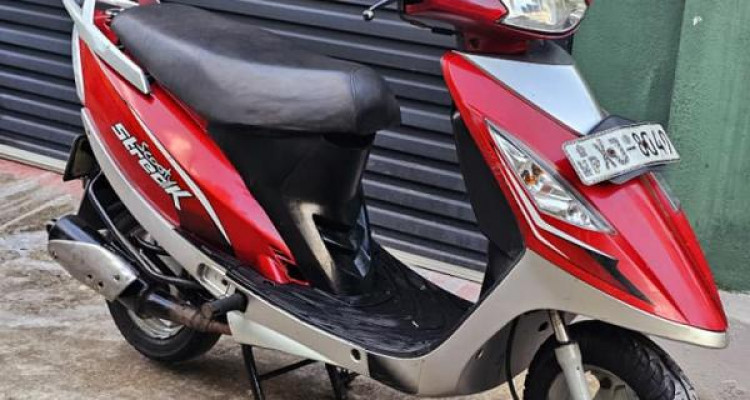 TVS SCOOTY STREAK 2012
