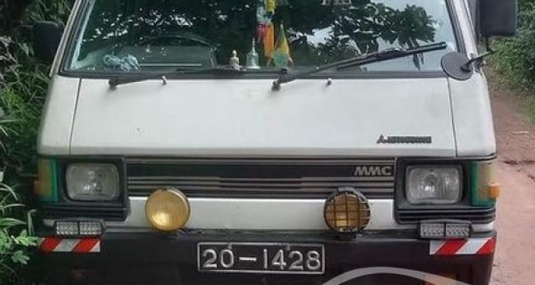 MITSUBISHI L300 1986