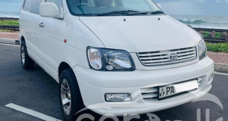TOYOTA NOAH CR42 2001
