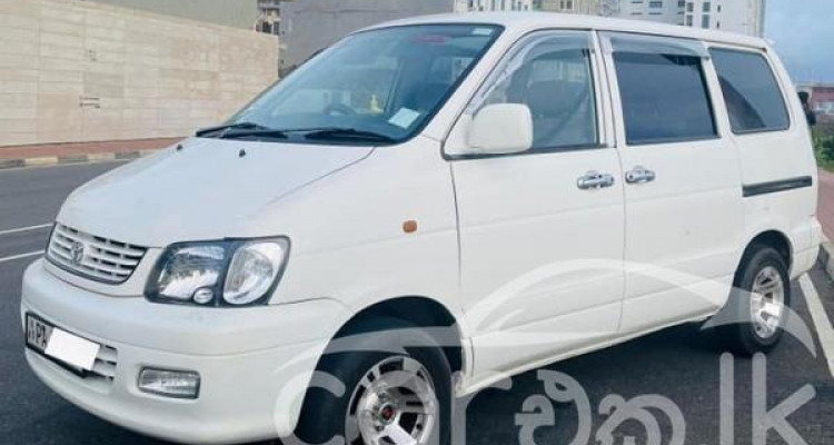 TOYOTA NOAH CR42 2001