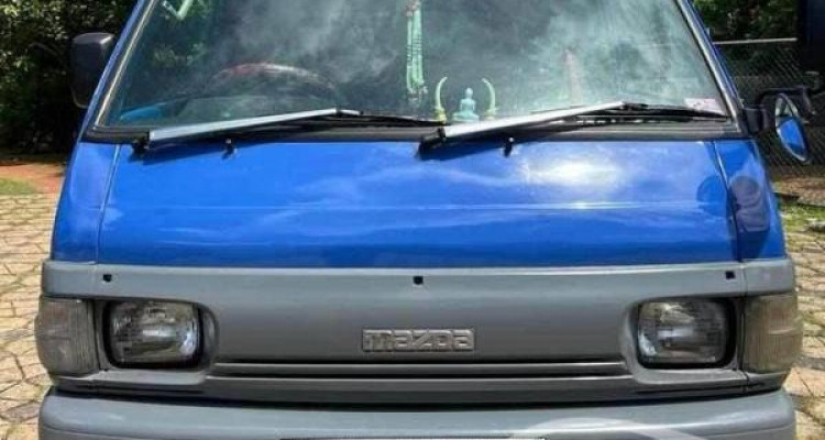 MAZDA BONGO 1992