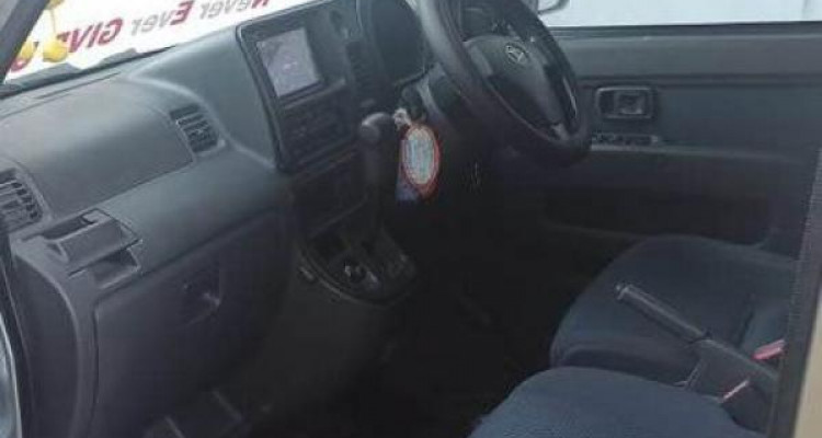 DAIHATSU HIJET 2012