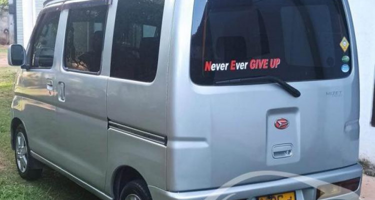 DAIHATSU HIJET 2012