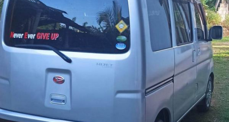 DAIHATSU HIJET 2012