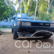 MAZDA WAGON 1987