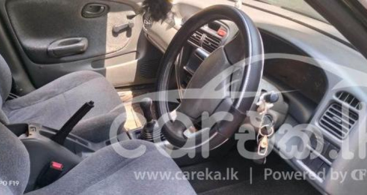 SUZUKI BALENO 2000