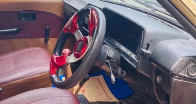 MITSUBISHI COLT 1982