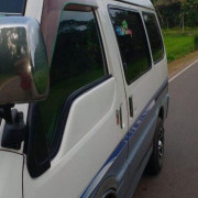 NISSAN VANETTE 2000