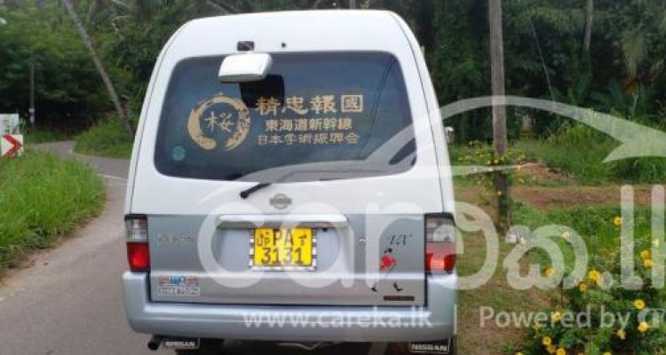 NISSAN VANETTE 2000
