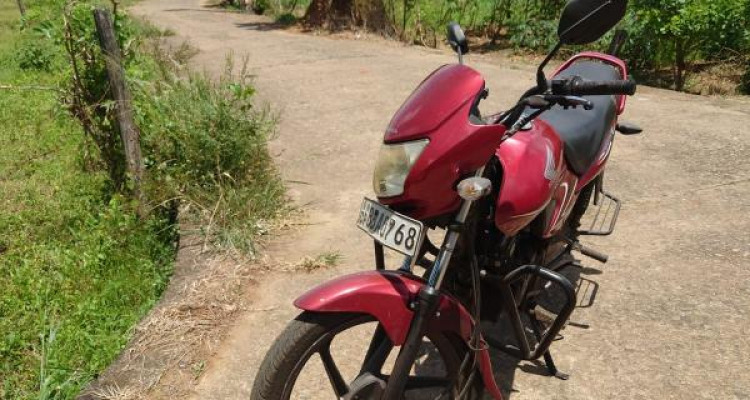 HONDA DREAM YUGA 2013