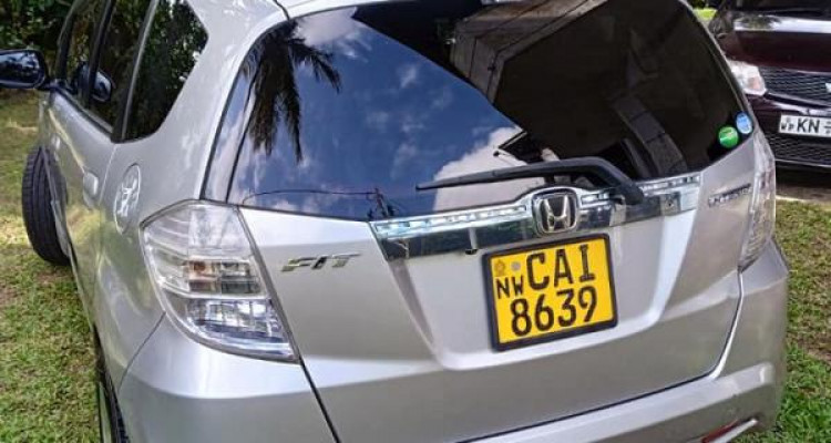 HONDA FIT GP1 2013