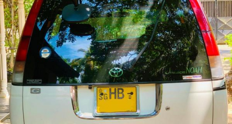 TOYOTA NOAH KR41 1998