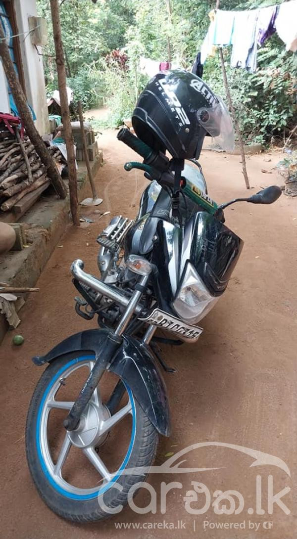 BAJAJ PLATINA 2019