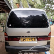 KIA PREGIO 2002